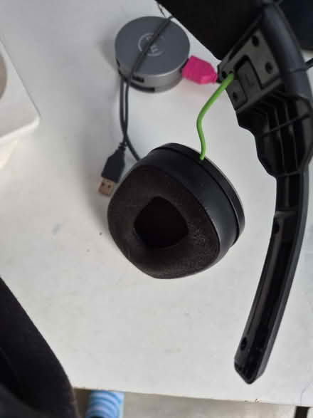 Photo of free Wireless gaming headset (CB216XR) #4