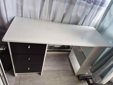 Photo of free Desk (CB216XR) #1