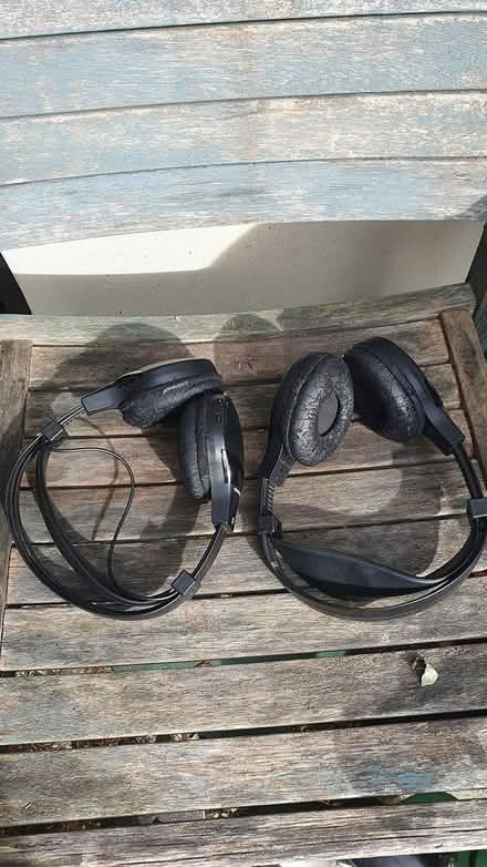 Photo of free Wireless head phones (Chichester Lavant PO18) #3