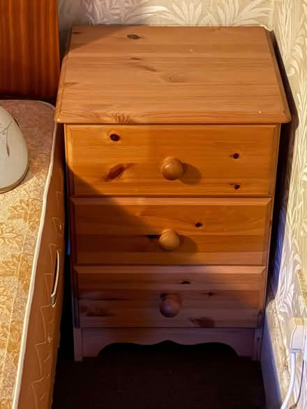 Photo of free Two bedside cabinets / drawers (Finchampstead RG40) #1
