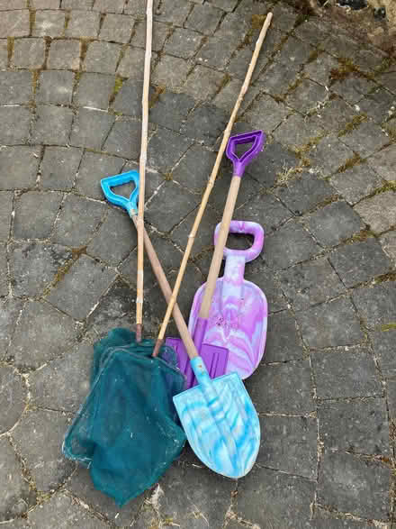 Photo of free Beach toys (Berkhamsted HP4) #1