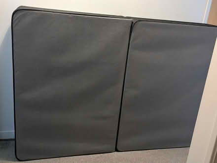 Photo of free Black divan bed base - double (Southend Victoria SS2) #1