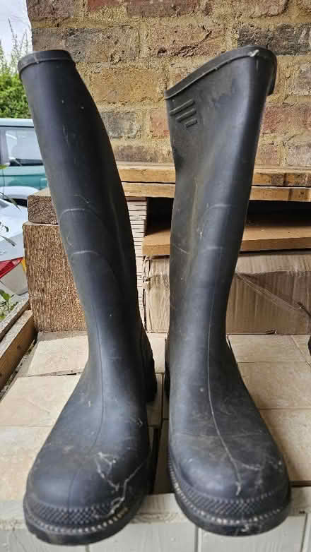 Photo of free Wellies Size 10, barely used (Townsend AL3) #1