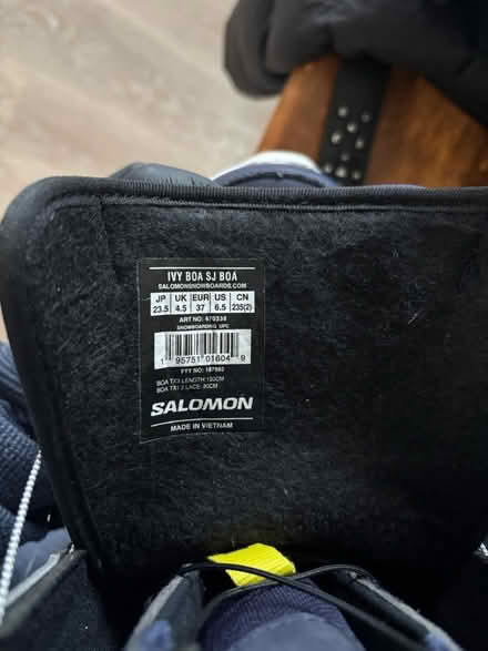 Photo of free Salomon Snowboarding Boots - US 6.5 (Issaquah) #4