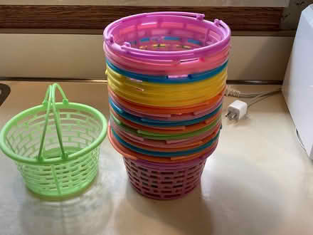 Photo of free Small Plastic Baskets (Ten Mile and Middlebelt) #1