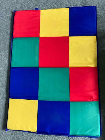 Photo of free Travel play pen / cot (Eltham, SE9) #3