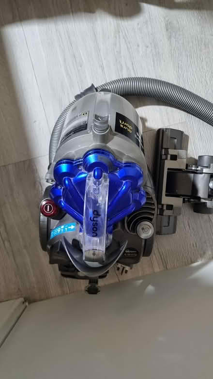 Photo of free Dyson Vacuum (West Finchley) #2