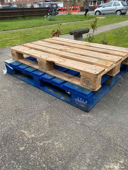 Photo of free Pallets (Hemel Hempstead HP2) #1