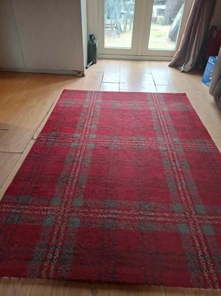 Photo of free Red tartan rug 120x170 (Kidderminster DY11) #2