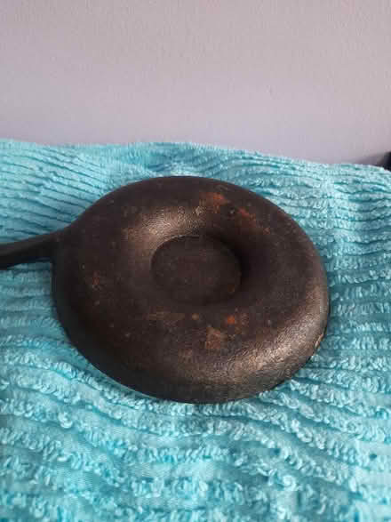 Photo of free Cast Iron Donut Pan (Colwick NG4) #3