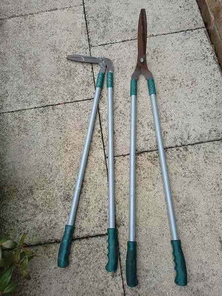 Photo of free Long handled Lawn Shears - 2 types (Wellingborough NN8 5) #1