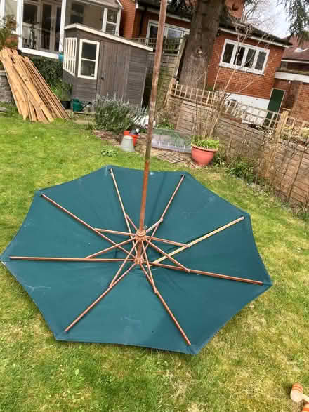 Photo of free Outdoor parasol/umbrella (Berkhamsted HP4) #2