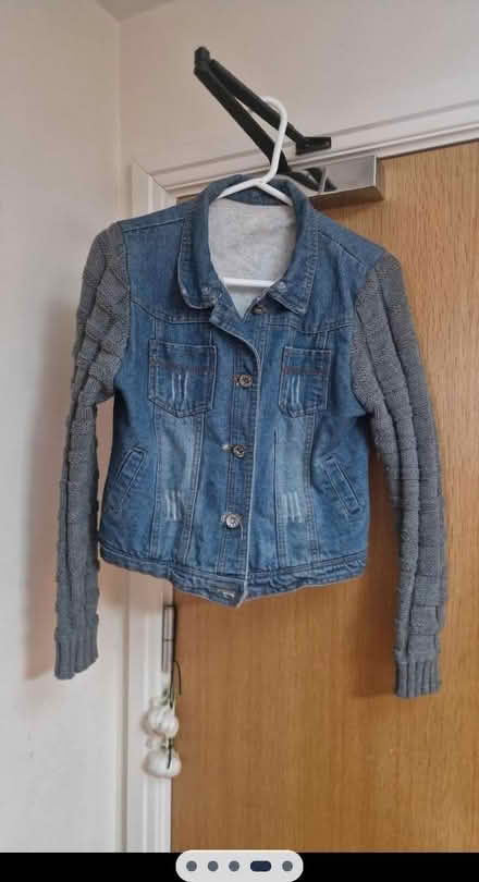 Photo of free womans clothes (SE11) #2