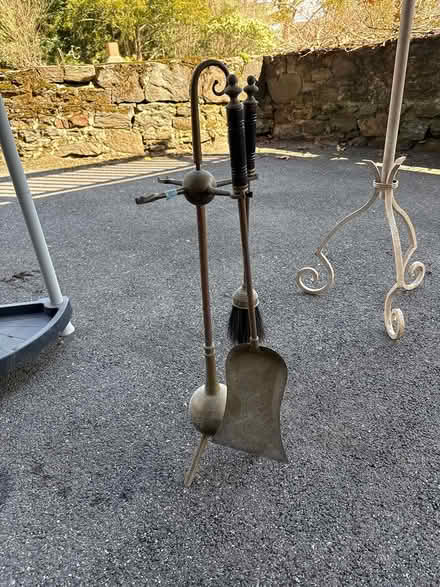 Photo of free Fireplace set (Bronxville) #1