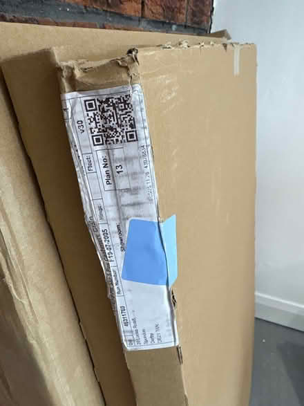 Photo of free Wren hob carcass & 2x side panel (Spondon DE21) #2