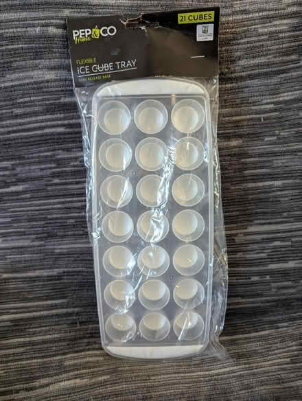 Photo of free ice cube tray (Gleadless S14) #1