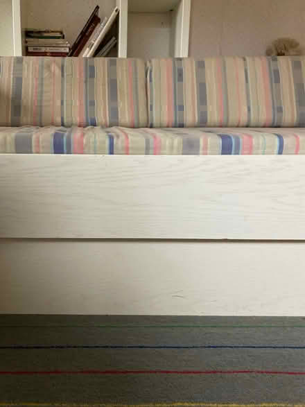 Photo of free vintage scandinavian day bed (Loose ME15) #4