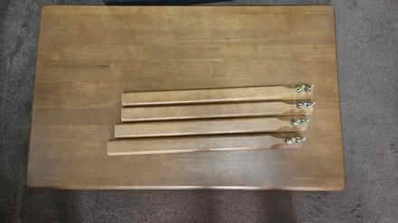 Photo of free Medium dinning room table (Anerley SE20) #1