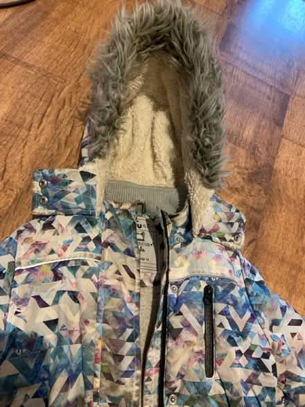 Photo of free Kids warm winter coat age 5-6 (Lifford, kings Norton B30) #3