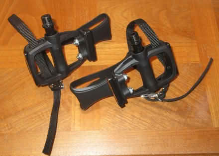 Photo of free Unused bicycle pedals with clips, straps and reflectors (Kingsway BA2) #3