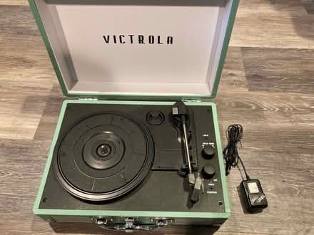 Photo of free Victrola turntable (Bedford MA near town center) #1