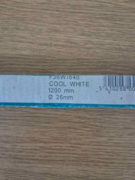 Photo of free Fluorescent Tube (Spalding) #1