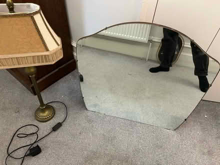 Photo of free Vintage lamp and mirror (N10 2NL) #4