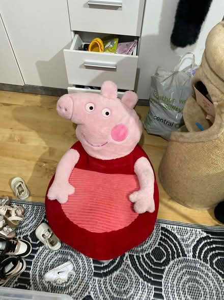 Photo of free Kids foam chair (Newport Pagnell MK16) #1