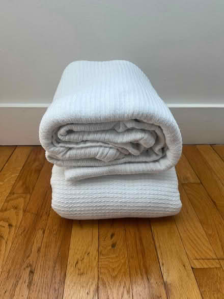 Photo of free 3x twin cotton blankets (Walden - North Porter Square) #1