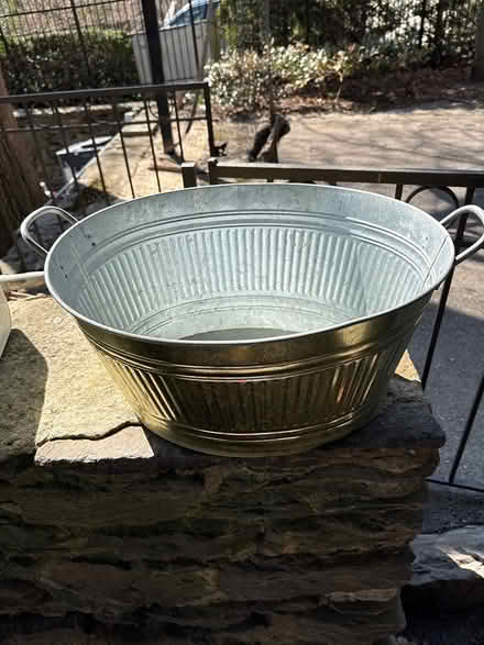 Photo of free Metal basket (Bronxville) #1