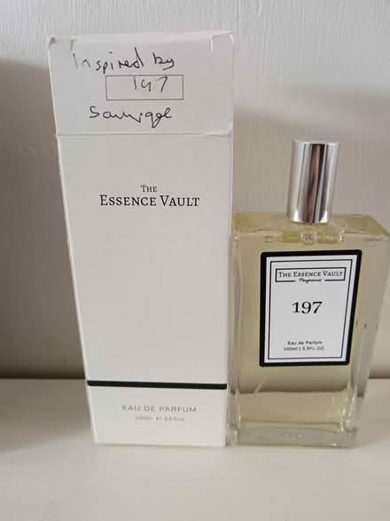 Photo of free Men's perfume (Bennetts End, HP3) #1