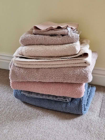 Photo of free Old towels (Hatch Warren Farm RG22) #1