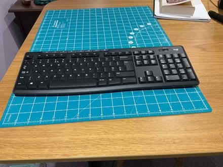 Photo of free LOGI computer keyboard type K270, wireless wifi compatible (Wokingham RG40) #1
