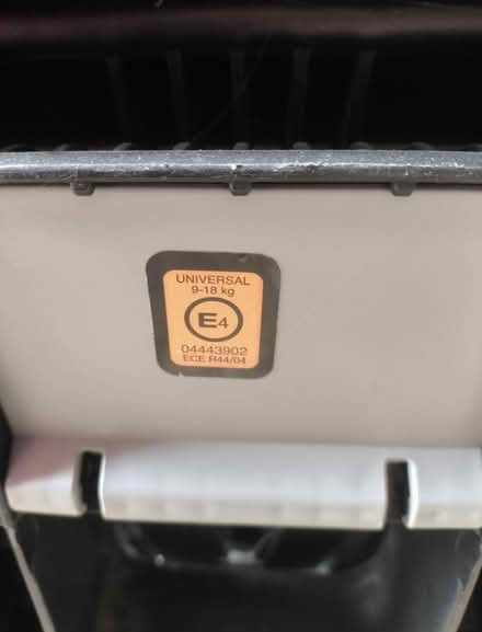 Photo of free Car seat 1 (HA7. Nr Stanmore station) #4