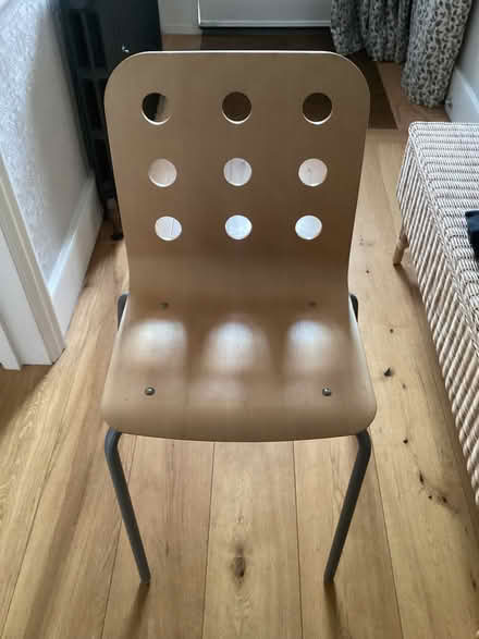 Photo of free ikea chair (Earlsfield SW19) #1
