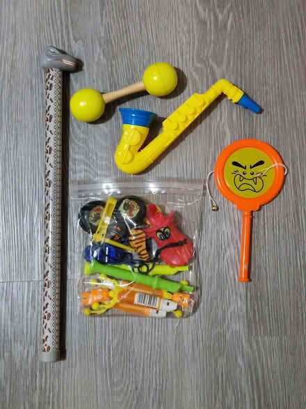 Photo of free Toys (Roslin EH25) #1
