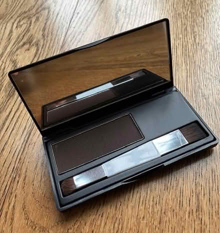 Photo of free Hairgenetics root cover up Dark brown (Baldock SG7) #1