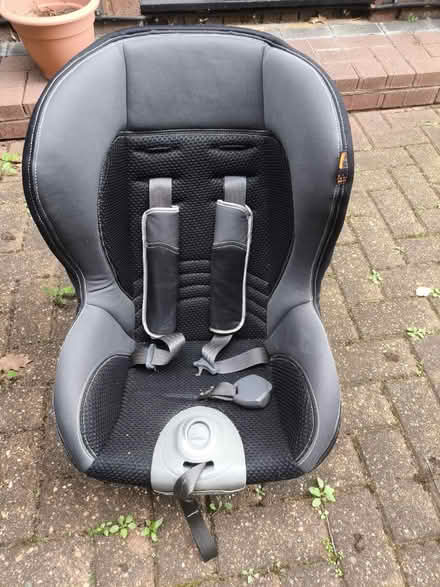 Photo of free Car seat 1 (HA7. Nr Stanmore station) #1