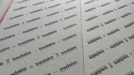 Photo of free Nice grey carpet 3.2m x 2.8m (CT20) #3