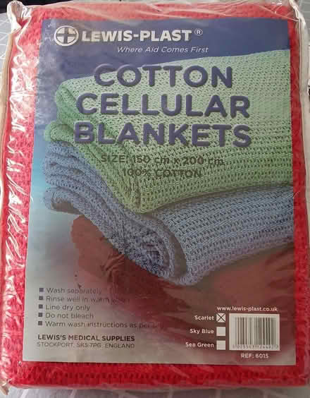 Photo of free Cellular Blanket (Croydon, Shirley) #1