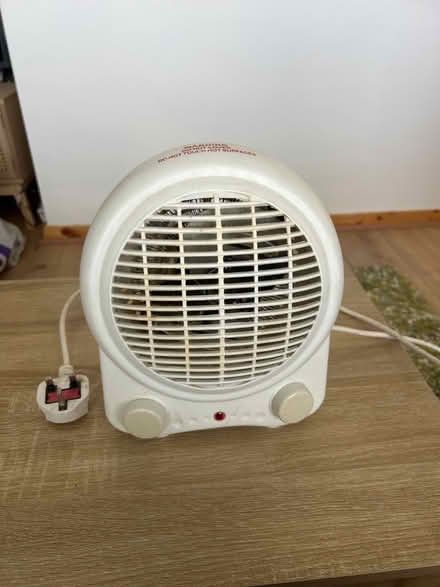 Photo of free Electric heater (S44 Glapwell) #1