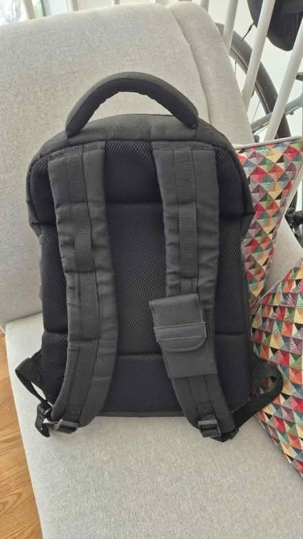 Photo of free HP laptop backpack (SE16) #3