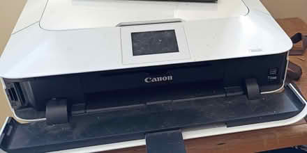Photo of free Cannon Printer (Birdland) #1