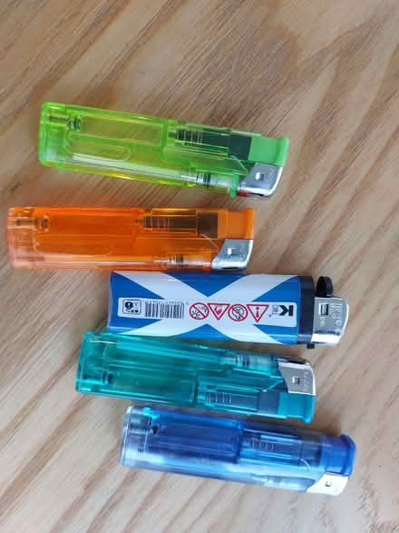 Photo of free Wax melts, tealights & lighters (Wrose BD2) #2