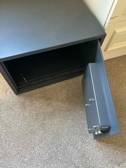 Photo of free Safe (Chalfont St Giles HP8) #1