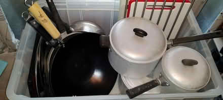 Photo of free Miscel pots pans kitchen items (Wollaton NG8) #1