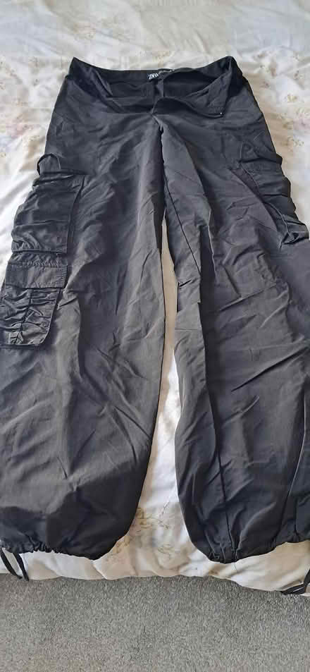 Photo of free female trousers (B20) #3