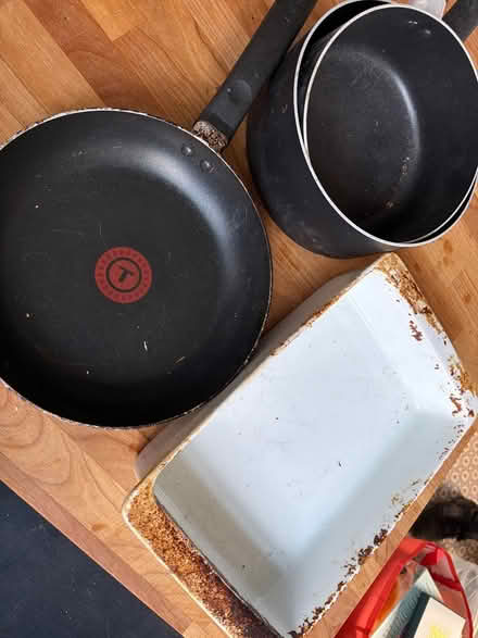 Photo of free Pans/Oven Dish (Manchester M9) #1