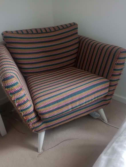 Photo of free Armchair (Caldecott OX14) #2