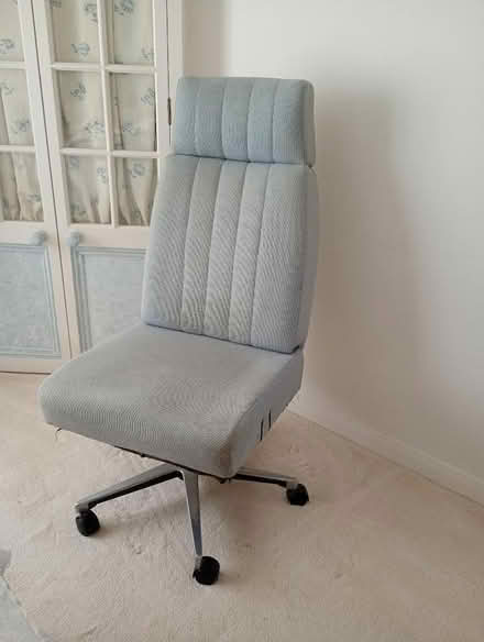 Photo of free Pivot chair (Upper Hartfield TN7) #1